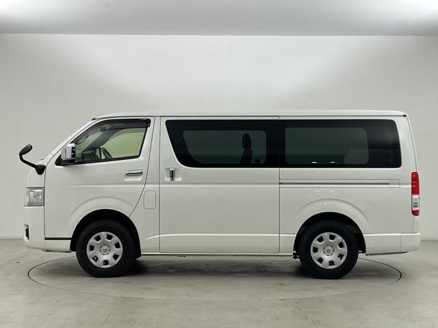 ハイエースバン スーパーＧＬ　ダーク　プライムＩＩ　４ＷＤディーゼル　両側電動スライドドア　オートハイビーム　フォグランプ　ＬＥＤ　レーンキープアシスト　クリアランスソナー　衝突被害軽減システム　ハーフレザーシート　ＭＴモード付ＡＴ　禁煙車（49枚目）