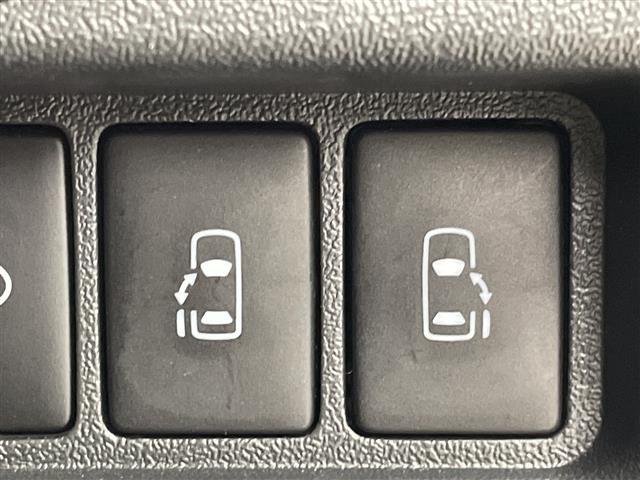 ハイエースバン スーパーＧＬ　ダーク　プライムＩＩ　ナビ　全周囲カメラ　フルセグＴＶ　両側電動スライドドア　ＥＴＣ　衝突被害軽減ブレーキ　レーンアシスト　クリアランスソナー　ＬＥＤヘッドライト　オートマチックハイビーム　ハーフレザーシート　スマートキー（10枚目）