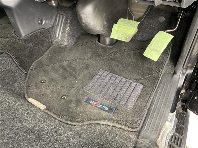 ハイエースバン スーパーＧＬ　ダーク　プライムＩＩ　ナビ　全周囲カメラ　フルセグＴＶ　両側電動スライドドア　ＥＴＣ　衝突被害軽減ブレーキ　レーンアシスト　クリアランスソナー　ＬＥＤヘッドライト　オートマチックハイビーム　ハーフレザーシート　スマートキー（42枚目）