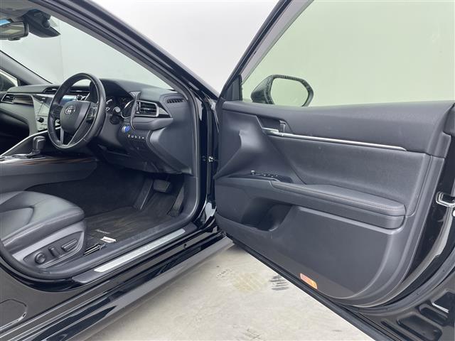 カムリ Ｇレザーパッケージ　純正８型ナビ　フルセグＴＶ　バックカメラ　ドラレコ　ビルトインＥＴＣ　レザーシート　シートヒーター　ＰＣＳ　ＬＤＡ　オートハイビーム　レーダークルーズ　コーナーセンサー　ＬＥＤ　スマートキー　禁煙車（38枚目）