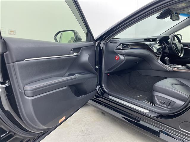 カムリ Ｇレザーパッケージ　純正８型ナビ　フルセグＴＶ　バックカメラ　ドラレコ　ビルトインＥＴＣ　レザーシート　シートヒーター　ＰＣＳ　ＬＤＡ　オートハイビーム　レーダークルーズ　コーナーセンサー　ＬＥＤ　スマートキー　禁煙車（40枚目）