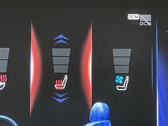 ＬＳ ＬＳ５００ｈ　Ｆスポーツ　４ＷＤ　ムーンルーフ　マークレビンソンオーディオ　純正ナビ　全周囲カメラ　ドラレコ　ビルトインＥＴＣ２．０　デジタルインナーミラー　シートベンチレーション　シートヒーター　ＬＴＡ　ＡＨＢ　禁煙車（11枚目）