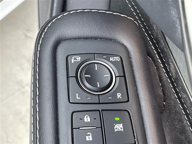 ＬＳ ＬＳ５００ｈ　Ｆスポーツ　４ＷＤ　ムーンルーフ　マークレビンソンオーディオ　純正ナビ　全周囲カメラ　ドラレコ　ビルトインＥＴＣ２．０　デジタルインナーミラー　シートベンチレーション　シートヒーター　ＬＴＡ　ＡＨＢ　禁煙車（31枚目）