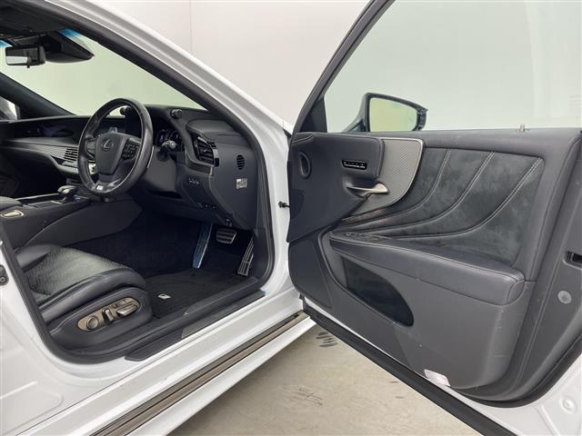 ＬＳ ＬＳ５００ｈ　Ｆスポーツ　４ＷＤ　ムーンルーフ　マークレビンソンオーディオ　純正ナビ　全周囲カメラ　ドラレコ　ビルトインＥＴＣ２．０　デジタルインナーミラー　シートベンチレーション　シートヒーター　ＬＴＡ　ＡＨＢ　禁煙車（39枚目）