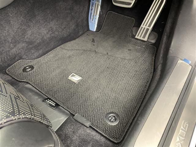 ＬＳ ＬＳ５００ｈ　Ｆスポーツ　４ＷＤ　ムーンルーフ　マークレビンソンオーディオ　純正ナビ　全周囲カメラ　ドラレコ　ビルトインＥＴＣ２．０　デジタルインナーミラー　シートベンチレーション　シートヒーター　ＬＴＡ　ＡＨＢ　禁煙車（42枚目）