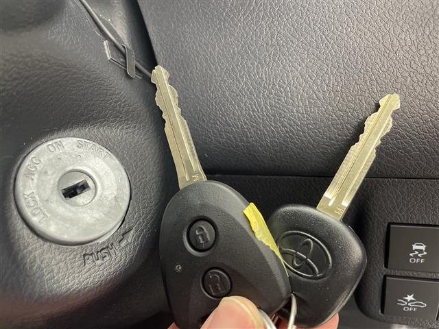 タウンエースバン ＧＬ　ベッドキット　純正ナビ　フルセグＴＶ　バックカメラ　ミラー型ドラレコ　ＥＴＣ　衝突被害軽減システム　ＬＥＤヘッドライト　オートライト　電格ミラー　シートカバー　キーレス　アイドリングストップ　禁煙車（15枚目）