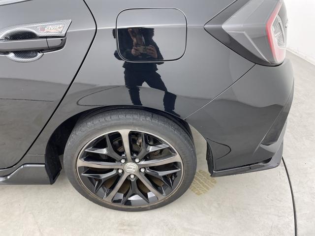 �w�R���t�H�[�g�K�[�h�x�̓t�@�u���b�N�E�R���r�E���U�[�̂R�p�b�P�[�W�����p�ӁB�V�[�g��V����A�t���A�}�b�g�����G�}�ŃR�[�e�B���O���h���E�������ʂ����҂ł��A���N����A���Ԃɂ������߂ł��鏤�i�ł��B