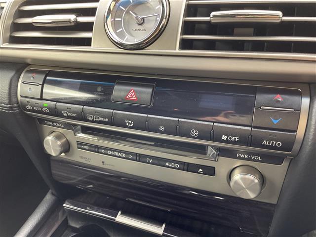 ＬＳ ＬＳ６００ｈ　バージョンＣ　Ｉパッケージ　ムーンルーフ　三眼ＬＥＤヘッドライト　純正１２．３型ナビ　バックカメラ　ＥＴＣ２．０　レザーシート　シートヒーター　シートベンチレーション　ポジションメモリー　リア電動サンシェード　電動コーナーポール（18枚目）