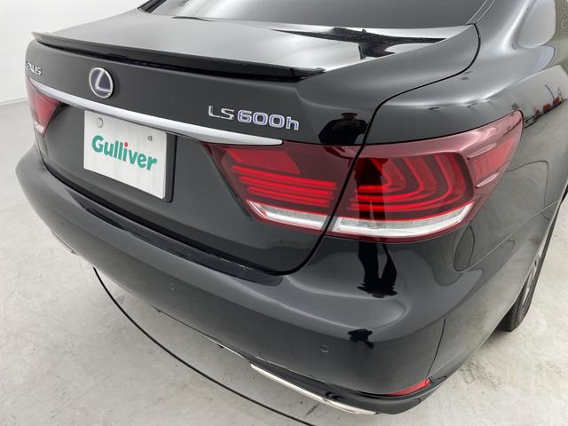 ＬＳ ＬＳ６００ｈ　バージョンＣ　Ｉパッケージ　ムーンルーフ　三眼ＬＥＤヘッドライト　純正１２．３型ナビ　バックカメラ　ＥＴＣ２．０　レザーシート　シートヒーター　シートベンチレーション　ポジションメモリー　リア電動サンシェード　電動コーナーポール（61枚目）