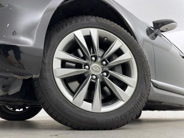 ＬＳ ＬＳ６００ｈ　バージョンＣ　Ｉパッケージ　ムーンルーフ　三眼ＬＥＤヘッドライト　純正１２．３型ナビ　バックカメラ　ＥＴＣ２．０　レザーシート　シートヒーター　シートベンチレーション　ポジションメモリー　リア電動サンシェード　電動コーナーポール（76枚目）