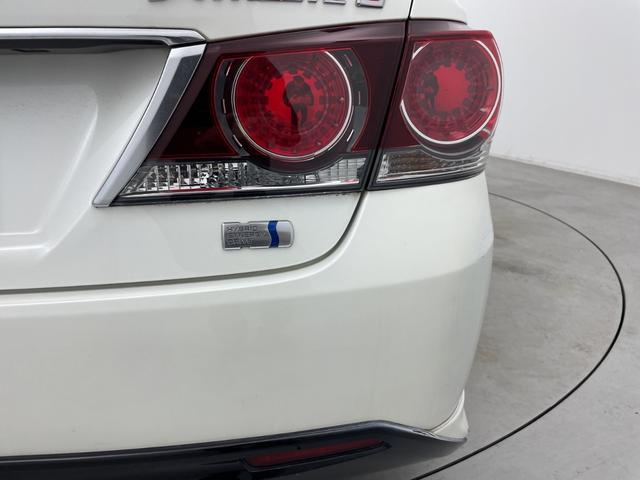 クラウンハイブリッド アスリートＳ　Ｊ－フロンティア　純正８型ナビ　バックカメラ　ビルトインＥＴＣ　ドラレコ　ハーフレザーシート　シートヒーター　ステアリングヒーター　ＨＩＤヘッドライト　オートライト　衝突被害軽減ブレーキ　追従クルーズコントロール　禁煙（73枚目）