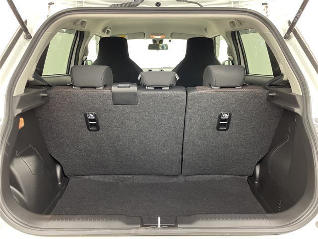 スイフトスポーツ ベースグレード 6速MT ディスプレイオーディオ CD DVD ETC シートヒーター 衝突被害軽減システム 追従クルーズコントロール レーンアシスト オートライト LEDヘッドライト フォグランプ 禁煙車(34枚目)