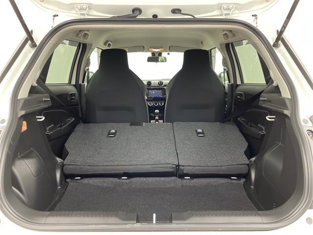 スイフトスポーツ ベースグレード 6速MT ディスプレイオーディオ CD DVD ETC シートヒーター 衝突被害軽減システム 追従クルーズコントロール レーンアシスト オートライト LEDヘッドライト フォグランプ 禁煙車(36枚目)