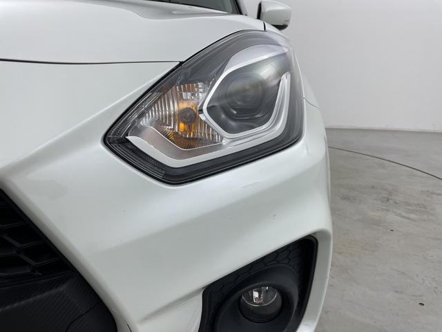 スイフトスポーツ ベースグレード 6速MT ディスプレイオーディオ CD DVD ETC シートヒーター 衝突被害軽減システム 追従クルーズコントロール レーンアシスト オートライト LEDヘッドライト フォグランプ 禁煙車(54枚目)