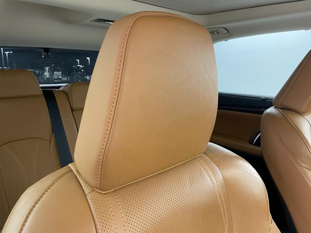 ＲＸ ＲＸ４５０ｈ　バージョンＬ　パノラマルーフ　純正ナビ　ＢＴ　フルセグ　全方位カメラ　パーキングサポートブレーキ　ステアリングヒーター　パワーシート　レクサスセーフティシステム　プリクラッシュセーフティ　レーントレーシングアシスト（38枚目）