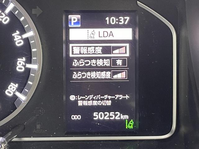 ハイエースバン スーパーＧＬ　ダークプライムＩＩ　ＴＲＤエアロ　両側電動スライドドア　社外アルパイン１１型フローティングナビ　バックカメラ　　Ｂｌｕｅｔｏｏｔｈ　フルセグＴＶ　社外セキュリティ　クリアランスソナー　ホワイトレタータイヤ　ＥＴＣ（18枚目）