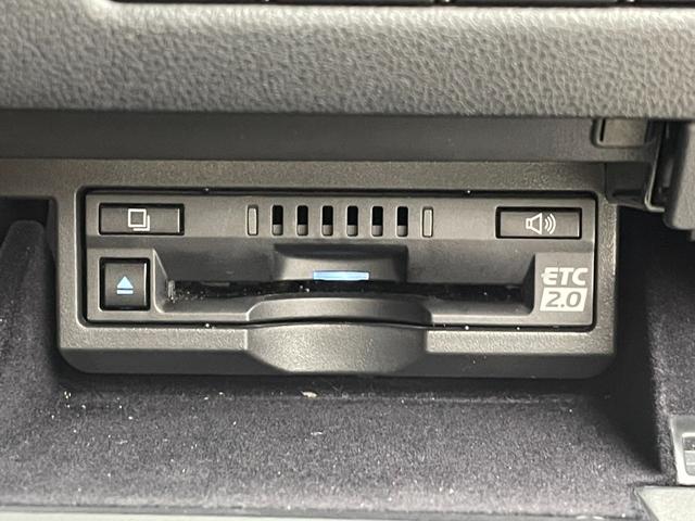 ＬＳ ＬＳ５００ｈ　エグゼクティブ　ムーンルーフ　マークレビンソン　純正１２．３型ＳＤナビ　パノラミックビューモニター　１１型リヤエンターテインメントシステム　レクサスセーフティシステム＋Ａ　デジタルインナーミラー　パワーシート　禁煙車（13枚目）
