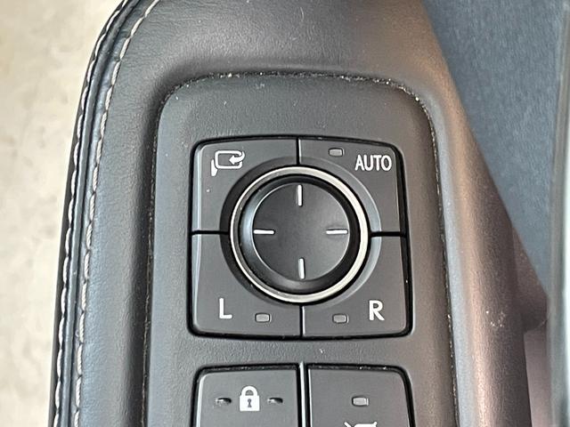 ＬＳ ＬＳ５００ｈ　エグゼクティブ　ムーンルーフ　マークレビンソン　純正１２．３型ＳＤナビ　パノラミックビューモニター　１１型リヤエンターテインメントシステム　レクサスセーフティシステム＋Ａ　デジタルインナーミラー　パワーシート　禁煙車（51枚目）
