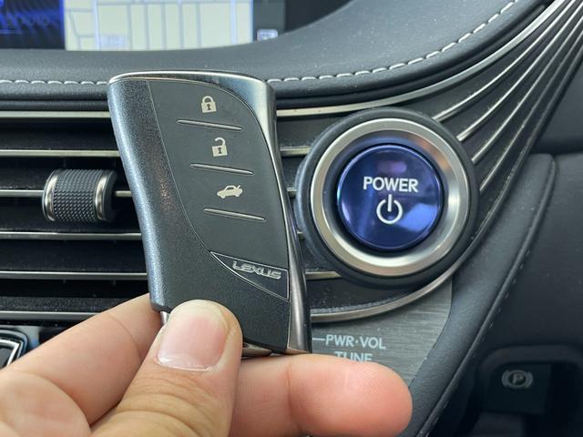 ＬＳ ＬＳ５００ｈ　エグゼクティブ　ムーンルーフ　マークレビンソン　純正１２．３型ＳＤナビ　パノラミックビューモニター　１１型リヤエンターテインメントシステム　レクサスセーフティシステム＋Ａ　デジタルインナーミラー　パワーシート　禁煙車（52枚目）