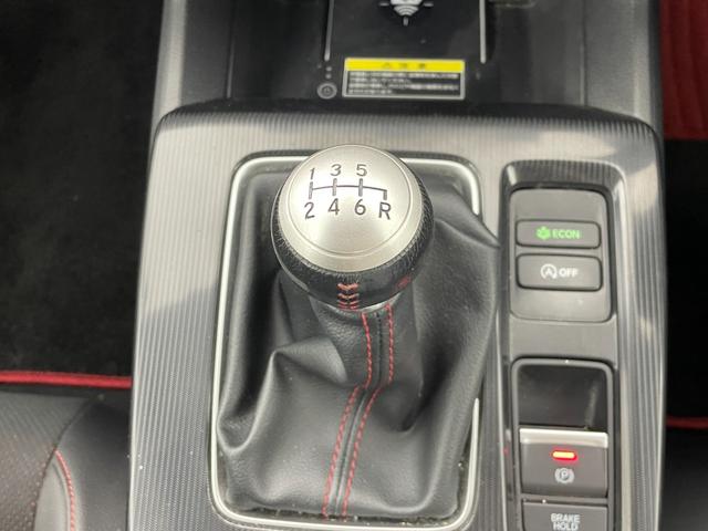 シビック ＥＸ　６速ＭＴ　アクティブコーナリングライト　純正９インチコネクトナビ　ＢＯＳＥサウンド　ワイヤレス充電　ホンダセンシング　ＢＳＭ　ハーフレザーシート　ＥＴＣ２．０　ドラレコ　無限フロアマット　禁煙車（31枚目）