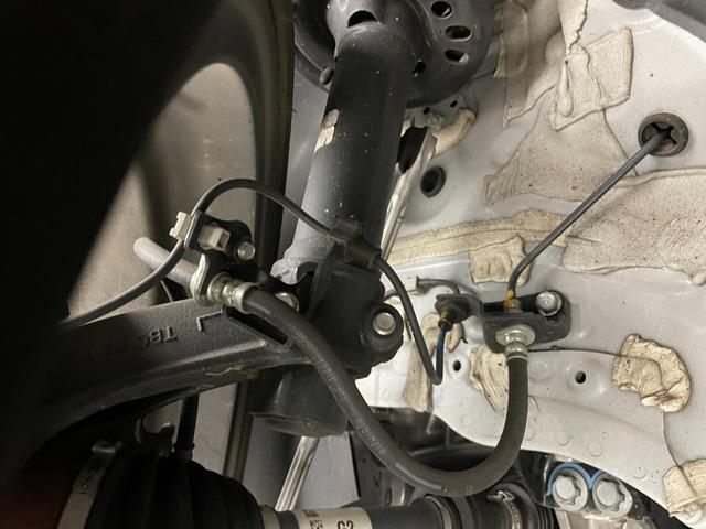 シビック ＥＸ　６速ＭＴ　アクティブコーナリングライト　純正９インチコネクトナビ　ＢＯＳＥサウンド　ワイヤレス充電　ホンダセンシング　ＢＳＭ　ハーフレザーシート　ＥＴＣ２．０　ドラレコ　無限フロアマット　禁煙車（70枚目）