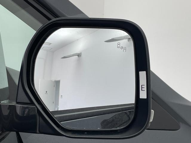 デリカＤ：５ シャモニー　登録済未使用車　デリカＤ：５専用１１インチナビ　１２．８インチフリップダウンモニター　マルチアラウンドモニター　両側パワースライドドア　エレクトリックテールゲート　ｅアシスト　ハーフレザーシート（13枚目）