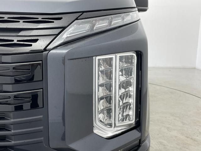 デリカＤ：５ シャモニー　登録済未使用車　デリカＤ：５専用１１インチナビ　１２．８インチフリップダウンモニター　マルチアラウンドモニター　両側パワースライドドア　エレクトリックテールゲート　ｅアシスト　ハーフレザーシート（64枚目）
