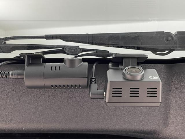 ハイエースバン スーパーＧＬ　ダークプライムＩＩ　両側パワースライドドア　ＬＥＤライト付バンパーガード　ＬＥＤヘッドランプ　ＡＣ１００Ｖ電源　７インチナビ　バックカメラ　トヨタセーフティセンス　ステアリングスイッチ　ウッドコンビステアリング　禁煙車（44枚目）