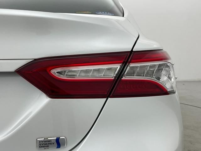 カムリ Ｇ　社外７インチナビ　バックカメラ　トヨタセーフティセンス　ＬＥＤヘッドランプ　ＬＥＤフォグランプ　電動パーキングブレーキ　オートブレーキホールド　ＥＴＣ　プッシュスタート　スマートキー　純正ＡＷ　禁煙車（64枚目）