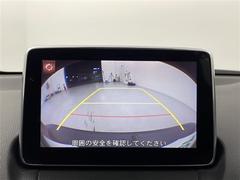 【バックモニター】後ろのカメラの映像をモニターに映し出すことができます！後方の見えない死角や、障害物との距離感をしっかり確認することができます！駐車が苦手な方におすすめです。 5