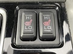 【シートヒーター】シートを温めてくれる暖房機器です！長時間座っていると負担が掛かりやすい背中や腰、または冬場などの寒い日に冷えやすい脚部に快適なぬくもりを伝えます。 6