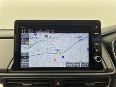 【純正１０インチナビ】専用設計で車内の雰囲気にマッチ！ナビ利用時のマップ表示は見やすく、いつものドライブがグッと楽しくなります！ 5
