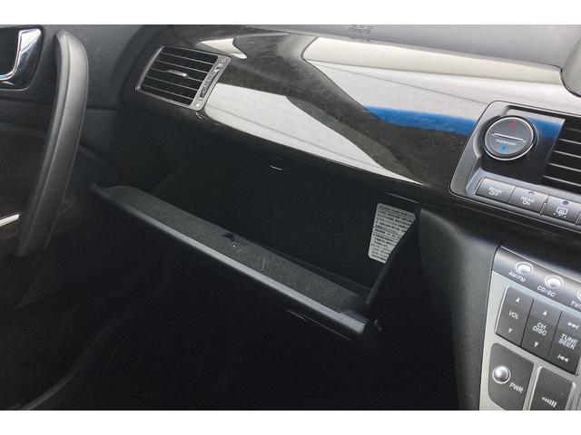 エリシオン ＧエアロＨＤＤナビスペシャルパッケージ　フルフラット　ＨＤＤナビ　ＤＶＤ視聴可　バックモニター　ＥＴＣ　Ｂｌｕｅｔｏｏｔｈ対応　キーレス　三列シート　衝突安全ボディ　イモビライザー（17枚目）