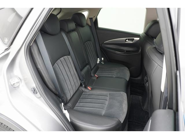 スカイラインクロスオーバー ３７０ＧＴ　バックモニター　スマキー　ＤＶＤ再生　キーレスエントリー　パワーウィンドウ　パワーステアリング　衝突安全ボディ　電動格納ミラー　ＥＴＣ　オートエアコン　寒冷地仕様　ＨＤＤナビ　Ｂｌｕｅｔｏｏｔｈ音楽（8枚目）