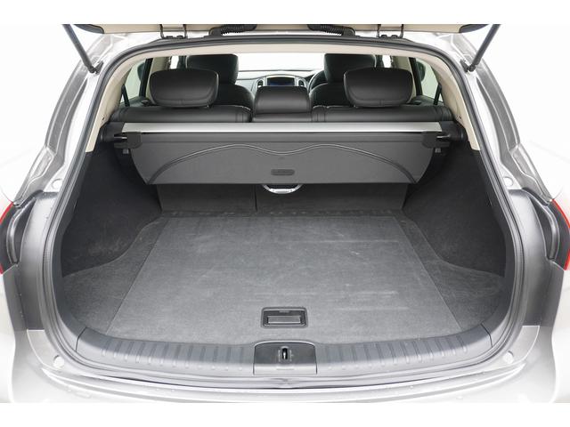 スカイラインクロスオーバー ３７０ＧＴ　バックモニター　スマキー　ＤＶＤ再生　キーレスエントリー　パワーウィンドウ　パワーステアリング　衝突安全ボディ　電動格納ミラー　ＥＴＣ　オートエアコン　寒冷地仕様　ＨＤＤナビ　Ｂｌｕｅｔｏｏｔｈ音楽（9枚目）