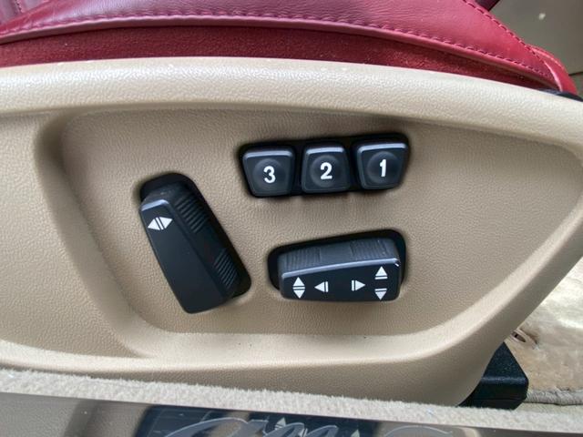 アルファブレラ ３．２　ＪＴＳ　Ｑ４　Ｑ－トロニック　スカイウィンドー　フルタイム４ＷＤ　社外ナビ　Ｂｌｕｅｔｏｏｔｈ　ＥＴＣ　クルーズコントロール　フルセグＴＶ（22枚目）