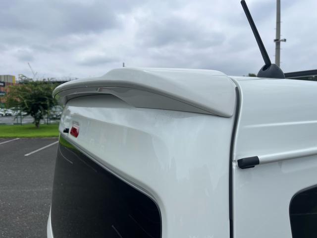 エブリイワゴン ＰＺターボスペシャル　ワンオーナー　カスタム車　ローダウン　ルーフキャリア　社外マフラー　リアスポイラー　ウッド調ステアリング　純正ナビ　バックカメラ　フルセグＴＶ　ＥＴＣ　純正アルミ保管　純正ボンネット保管（13枚目）