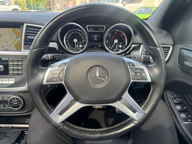 Ｍクラス ＭＬ３５０　ブルーテック　４マチック　ＡＭＧスポーツパッケージ／ＡＭＧエクスクルーシブパッケージ／パノラマサンルーフ／全席シートヒーター／Ｂｌｕｅｔｏｏｔｈ接続（13枚目）