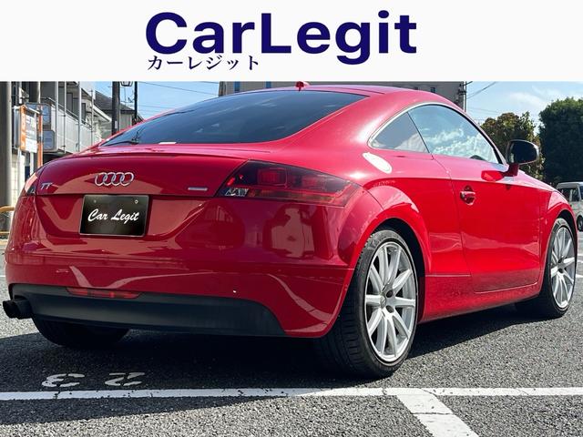 ＴＴクーペ ２．０ＴＦＳＩ　クワトロ　４ＷＤ　禁煙　ナビ　Ｂｌｕｅｔｏｏｔｈ　ＴＶ　バクカメラ　ドラレコ　ＥＴＣ　オートライト　純正アルミ　電格ミラー　オートエアコン　パワーシート（5枚目）