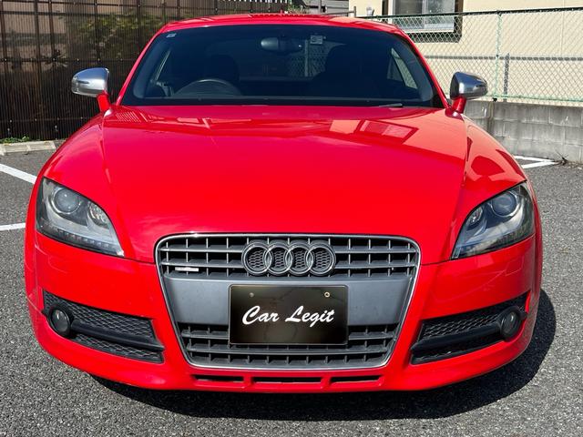 ＴＴクーペ ２．０ＴＦＳＩ　クワトロ　４ＷＤ　禁煙　ナビ　Ｂｌｕｅｔｏｏｔｈ　ＴＶ　バクカメラ　ドラレコ　ＥＴＣ　オートライト　純正アルミ　電格ミラー　オートエアコン　パワーシート（7枚目）