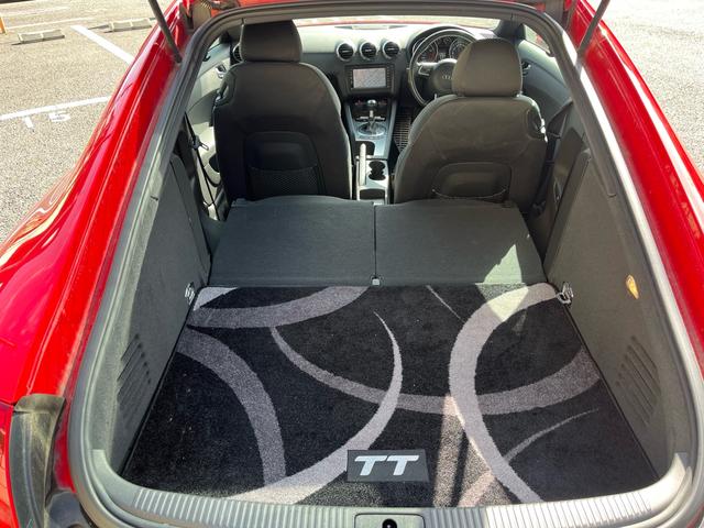 ＴＴクーペ ２．０ＴＦＳＩ　クワトロ　４ＷＤ　禁煙　ナビ　Ｂｌｕｅｔｏｏｔｈ　ＴＶ　バクカメラ　ドラレコ　ＥＴＣ　オートライト　純正アルミ　電格ミラー　オートエアコン　パワーシート（14枚目）