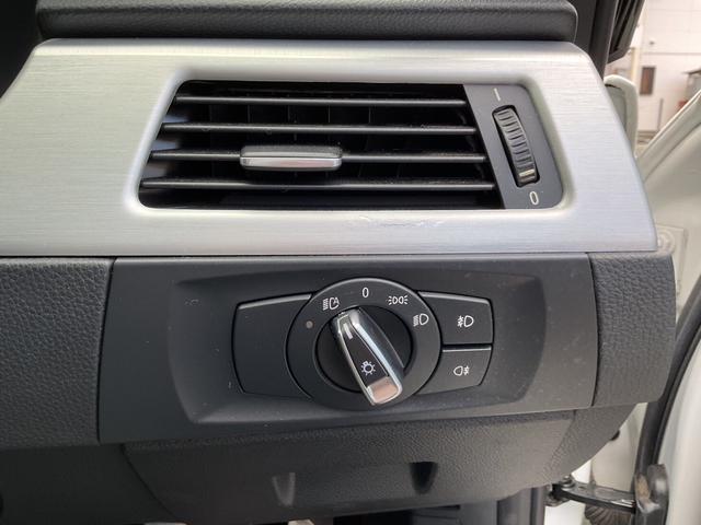 3シリーズ 320i Mスポーツパッケージ 後期型 2リッター直墳エンジン WORK19インチAW 純正ナビ カーボンリアスポイラー 禁煙車 ETC(24枚目)