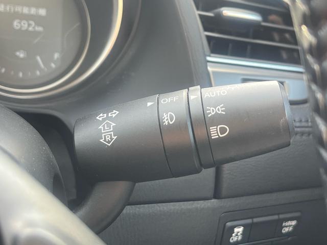 アテンザセダン ＸＤ　ＭＴ　ディーゼル　禁煙車　純正ナビ　バックカメラ　ＴＶ　　ＣＤ／ＤＶＤ　Ｂｌｕｅｔｏｏｔｈ　ヘッドアップディスプレイ　ドライブレコーダー　ＥＴＣ　　電子サイドブレーキ　１９インチＡＷ（19枚目）