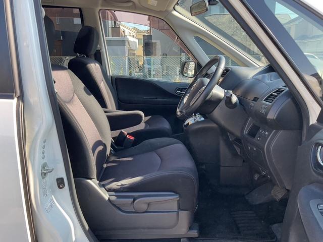 セレナ ハイウェイスター　ナビ　フリップダウンモニター　両側パワースライドドア　バックモニター　フルセグＴＶ　ＥＴＣ（8枚目）