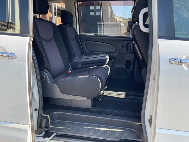 セレナ ハイウェイスター　ナビ　フリップダウンモニター　両側パワースライドドア　バックモニター　フルセグＴＶ　ＥＴＣ（10枚目）