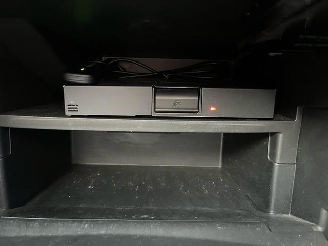 ノート ニスモ　Ｓ　ワンオーナー車　禁煙車　ＷＯＲＫアルミ　ＳＤナビ　Ｂｌｕｅｔｏｏｔｈ　バックモニター　ドラレコ　レーダー探知機　ＥＴＣ車載器　フルセグ地デジ　ハーフレザーシート　フルオートエアコン　ＬＥＤへッドライト（25枚目）