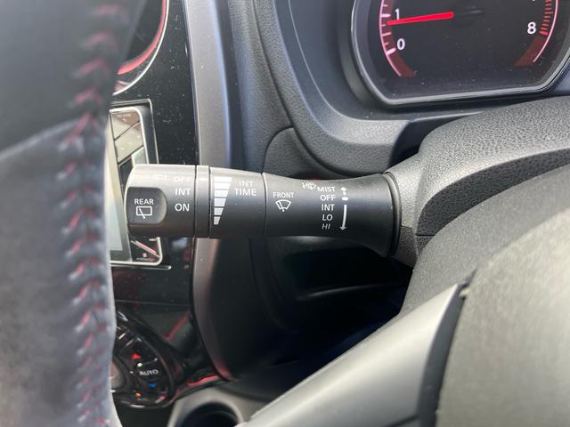 ノート ニスモ　Ｓ　ワンオーナー車　禁煙車　ＷＯＲＫアルミ　ＳＤナビ　Ｂｌｕｅｔｏｏｔｈ　バックモニター　ドラレコ　レーダー探知機　ＥＴＣ車載器　フルセグ地デジ　ハーフレザーシート　フルオートエアコン　ＬＥＤへッドライト（29枚目）