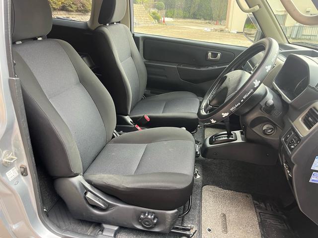 パジェロミニ アクティブフィールドエディション　距離５万キロ台　４ＷＤ　ワンオーナー　禁煙　ナビ　ＥＴＣ　　純正アルミ　ルーフキャリア　電動格納ミラー　エアコン（14枚目）