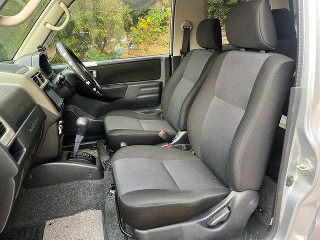 パジェロミニ アクティブフィールドエディション　距離５万キロ台　４ＷＤ　ワンオーナー　禁煙　ナビ　ＥＴＣ　　純正アルミ　ルーフキャリア　電動格納ミラー　エアコン（15枚目）