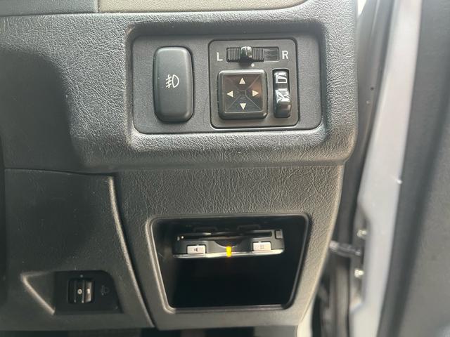 パジェロミニ アクティブフィールドエディション　距離５万キロ台　４ＷＤ　ワンオーナー　禁煙　ナビ　ＥＴＣ　　純正アルミ　ルーフキャリア　電動格納ミラー　エアコン（26枚目）